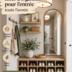 Vestiaire organisé avec des compartiments et des accessoires de rangement