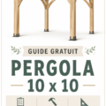 Pergola 10x10 en bois dans un jardin verdoyant