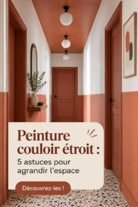 Un couloir étroit peint en couleurs claires pour une sensation d'espace.