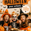 Enfants costumés célébrant Halloween autour de décorations festives