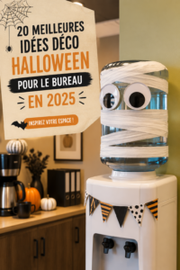 Bureau décoré pour Halloween avec des éléments de style bohème.
