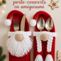 Porte-couverts en amigurumi gnome coloré sur une table de Noël